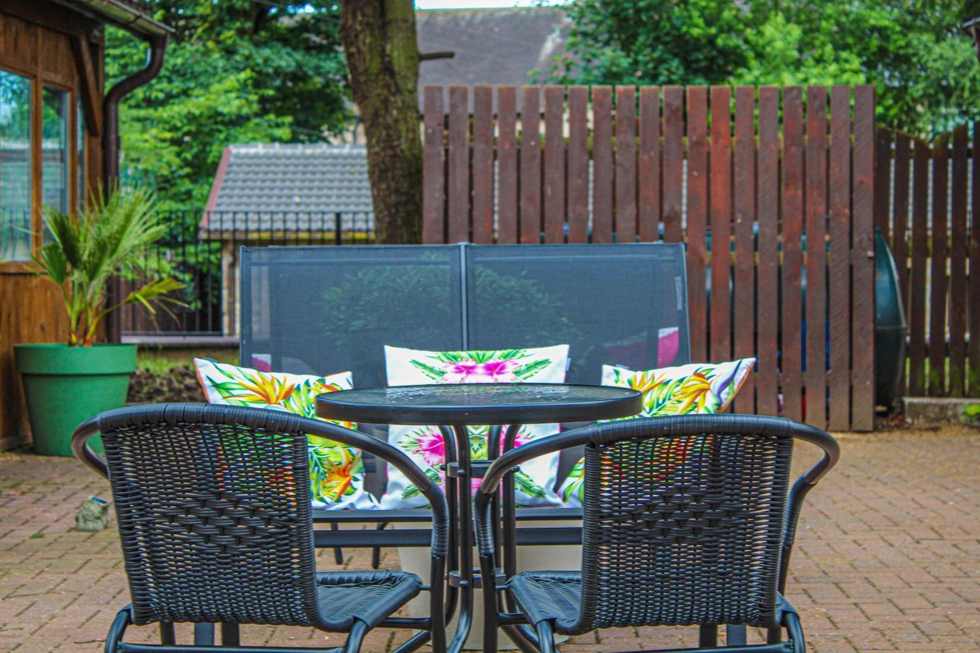 Appartamento Lavish 2 Bed Sleeps 5 Near Lanark Carstairs Esterno foto